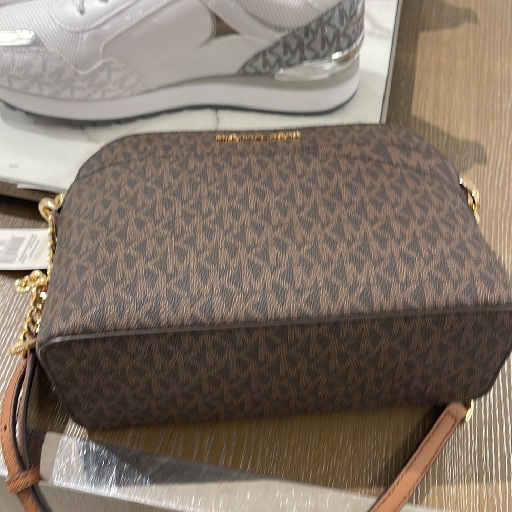 MICHAEL KORS Jet Set Medium Logo Dome Satchel Crossbody 
Brown - Picture 9 of 16